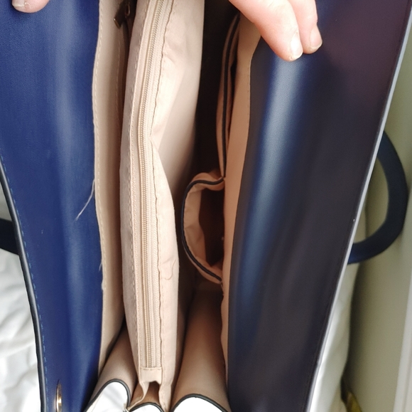 NWOT (Aldo?) Leather bag - Picture 9 of 9